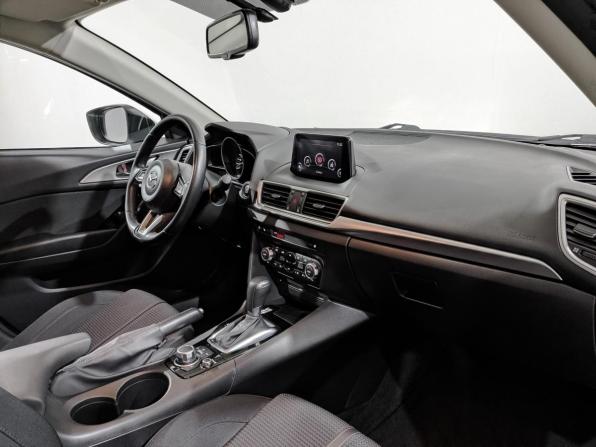 Mazda 3 III (BM) Рестайлинг с пробегом 2016 года, цена 1 795 000 рублей, 23310 км, седан, Автокод Объявления