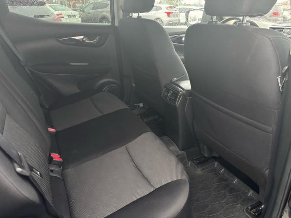 Nissan Qashqai II с пробегом 2018 года, цена 1 619 000 рублей, 144279 км, внедорожник, Автокод Объявления
