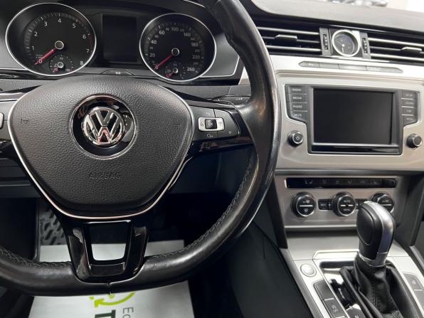 Volkswagen Passat B8 с пробегом 2017 года, цена 1 760 000 рублей, 127130 км, седан, Автокод Объявления