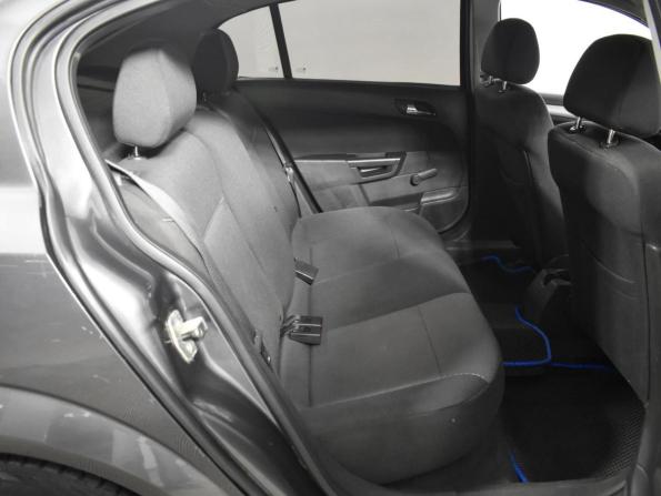 Opel Astra H Рестайлинг с пробегом 2012 года, цена 398 100 рублей, 360712 км, седан, Автокод Объявления
