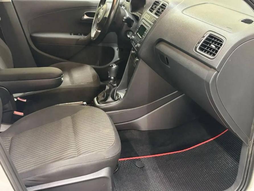 Volkswagen Polo V Саратов  - изображение 8