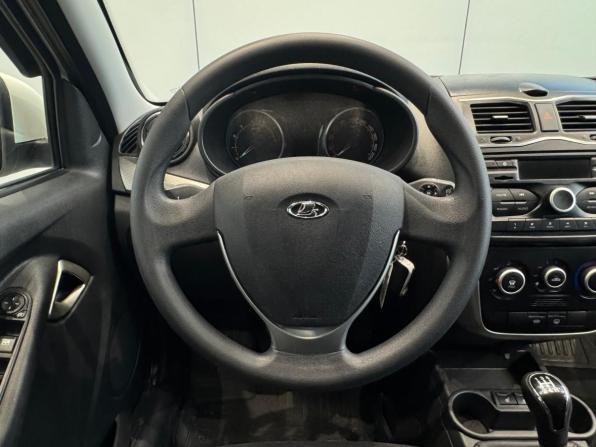 Lada (ВАЗ) Granta I Рестайлинг с пробегом 2021 года, цена 780 000 рублей, 27132 км, седан, Автокод Объявления