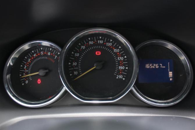 Renault Sandero II с пробегом 2014 года, цена 847 000 рублей, 165266 км, хэтчбек, Автокод Объявления