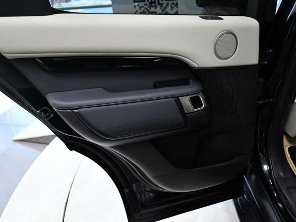 Land Rover Discovery V с пробегом 2017 года, цена 3 435 000 рублей, 142349 км, внедорожник, Автокод Объявления