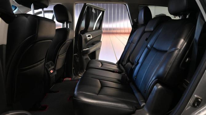 Nissan Pathfinder IV с пробегом 2014 года, цена 2 145 000 рублей, 61983 км, внедорожник, Автокод Объявления