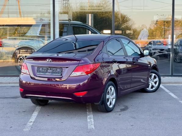 Hyundai Solaris I с пробегом 2013 года, цена 885 000 рублей, 98842 км, седан, Автокод Объявления