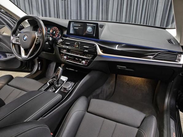 BMW 5 серии VII (G30/G31/G38) с пробегом 2017 года, цена 3 199 000 рублей, 67618 км, седан, Автокод Объявления