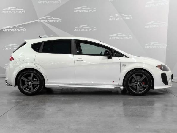 SEAT Leon II Рестайлинг с пробегом 2012 года, цена 1 120 000 рублей, 260000 км, хэтчбек, Автокод Объявления