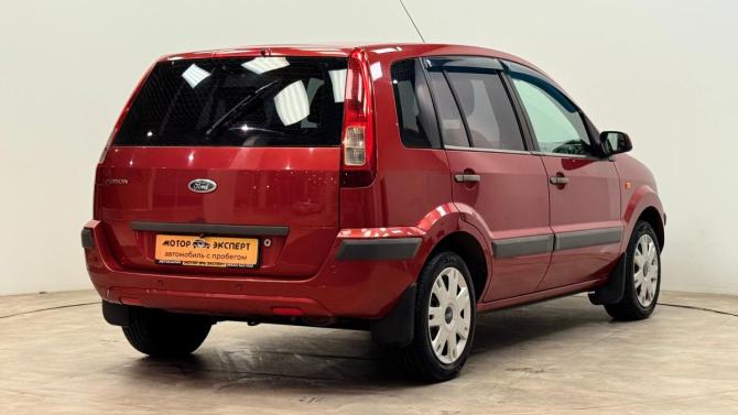 Ford Fusion I Рестайлинг с пробегом 2006 года, цена 380 000 рублей, 198608 км, хэтчбек, Автокод Объявления