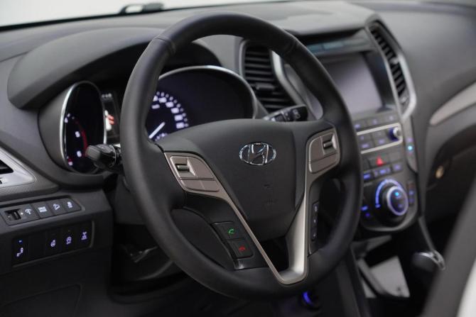 Hyundai Santa Fe III Рестайлинг с пробегом 2017 года, цена 1 469 000 рублей, 90359 км, внедорожник, Автокод Объявления