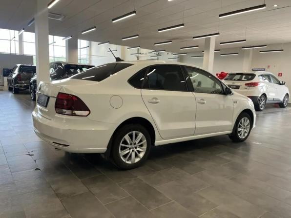Volkswagen Polo V Рестайлинг с пробегом 2018 года, цена 1 140 900 рублей, 97469 км, седан, Автокод Объявления