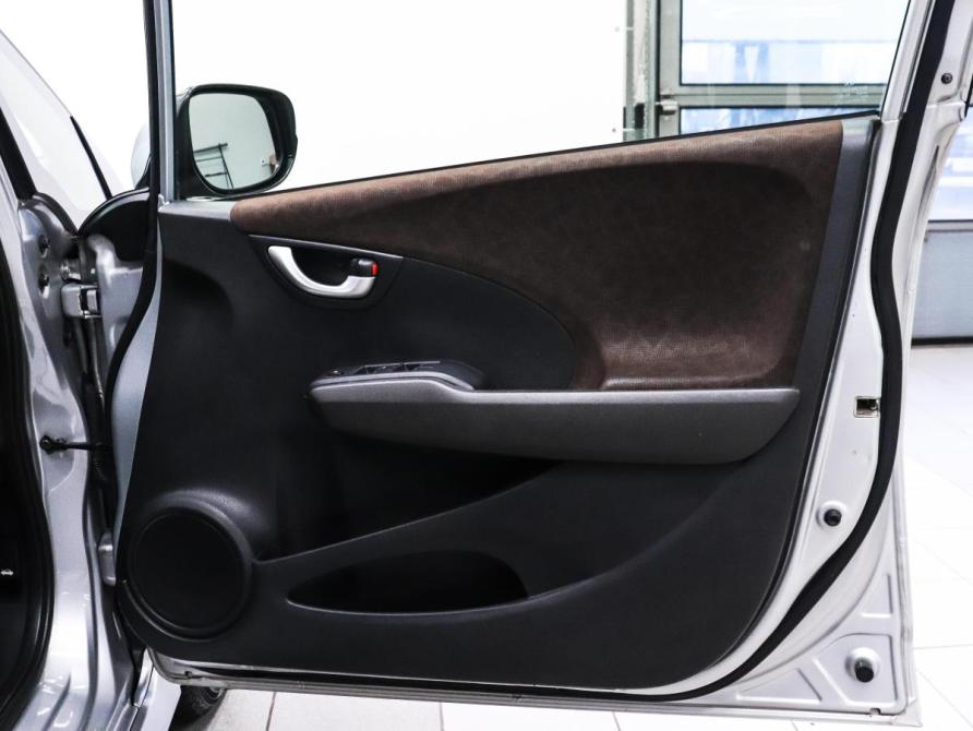 Honda Fit Shuttle I Рестайлинг Красноярск  - изображение 10