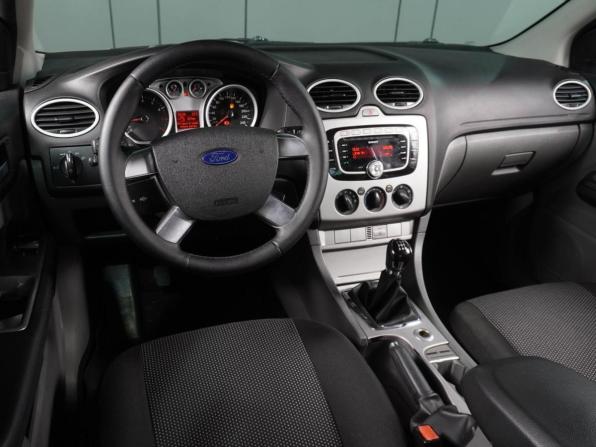 Ford Focus II Рестайлинг с пробегом 2011 года, цена 599 000 рублей, 204050 км, седан, Автокод Объявления