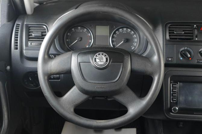 Skoda Fabia II Рестайлинг с пробегом 2012 года, цена 399 000 рублей, 276671 км, хэтчбек, Автокод Объявления