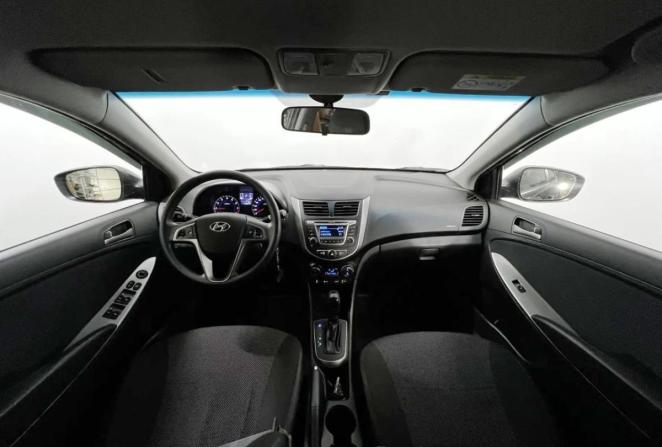 Hyundai Solaris I Рестайлинг с пробегом 2015 года, цена 1 315 000 рублей, 70000 км, седан, Автокод Объявления