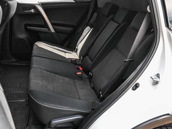 Toyota RAV4 IV (XA40) Рестайлинг с пробегом 2016 года, цена 1 999 000 рублей, 151980 км, внедорожник, Автокод Объявления