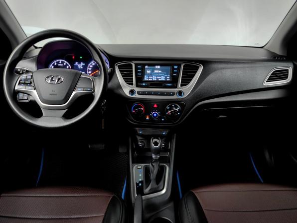 Hyundai Solaris II с пробегом 2020 года, цена 1 355 000 рублей, 97899 км, седан, Автокод Объявления