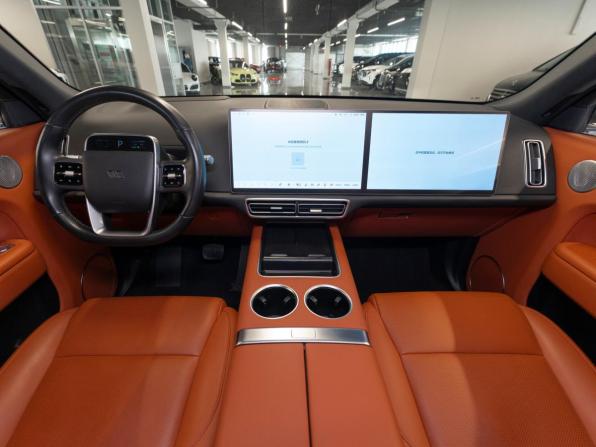 Li Auto (Lixiang) L9 I с пробегом 2023 года, цена 5 640 000 рублей, 70922 км, внедорожник, Автокод Объявления