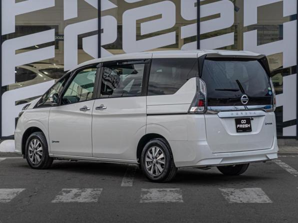 Nissan Serena V (C27) с пробегом 2018 года, цена 2 099 000 рублей, 117935 км, минивэн, Автокод Объявления