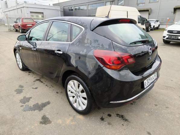 Opel Astra J Рестайлинг с пробегом 2013 года, цена 649 000 рублей, 183372 км, хэтчбек, Автокод Объявления