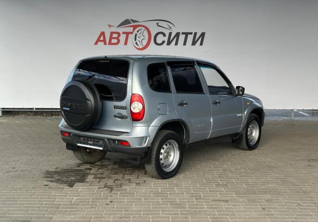 Chevrolet Niva I Рестайлинг с пробегом 2013 года, цена 550 000 рублей, 233736 км, внедорожник, Автокод Объявления