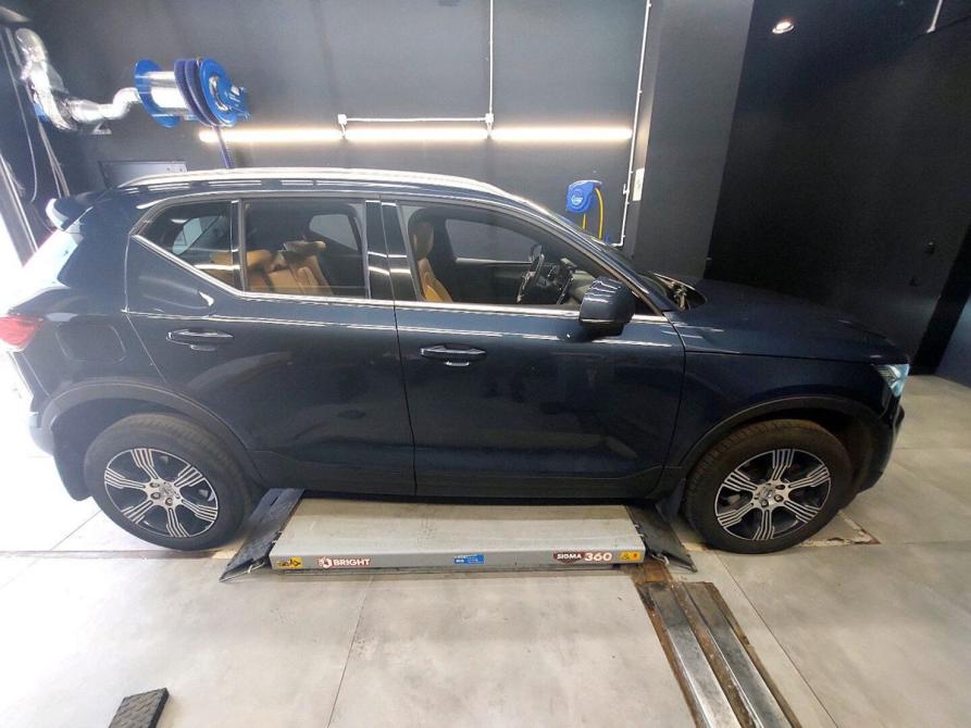 Volvo XC40 I Москва  - изображение 24