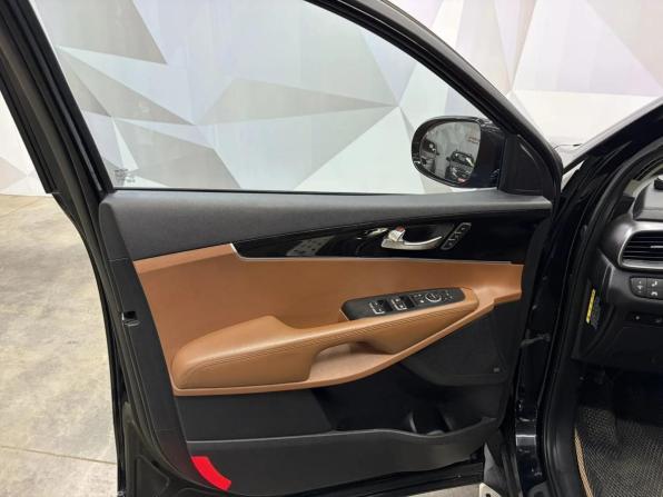 Kia Sorento III Prime Рестайлинг с пробегом 2018 года, цена 2 900 000 рублей, 137609 км, внедорожник, Автокод Объявления