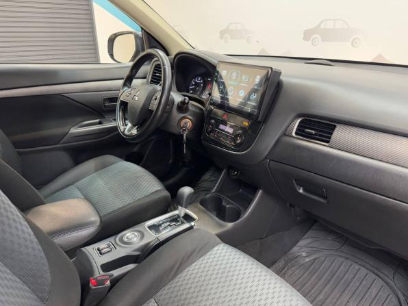Mitsubishi Outlander III Рестайлинг 2 с пробегом 2015 года, цена 1 650 000 рублей, 88700 км, внедорожник, Автокод Объявления