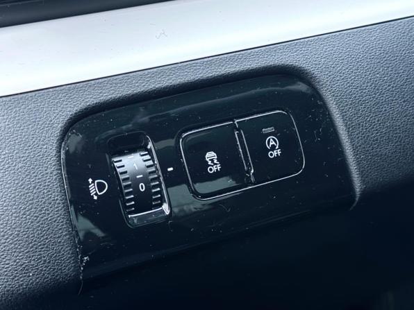 Hyundai Mufasa I (NU2) с пробегом 2023 года, цена 3 100 000 рублей, 44431 км, внедорожник, Автокод Объявления