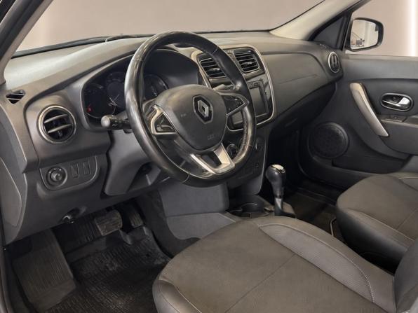 Renault Logan II Рестайлинг с пробегом 2021 года, цена 1 245 000 рублей, 105030 км, седан, Автокод Объявления