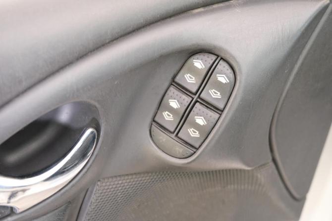 Ford Focus I Рестайлинг с пробегом 2004 года, цена 449 000 рублей, 192000 км, седан, Автокод Объявления