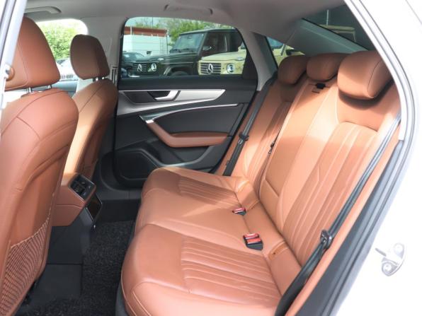 Audi A6 V (C8) с пробегом 2019 года, цена 4 599 000 рублей, 45645 км, седан, Автокод Объявления