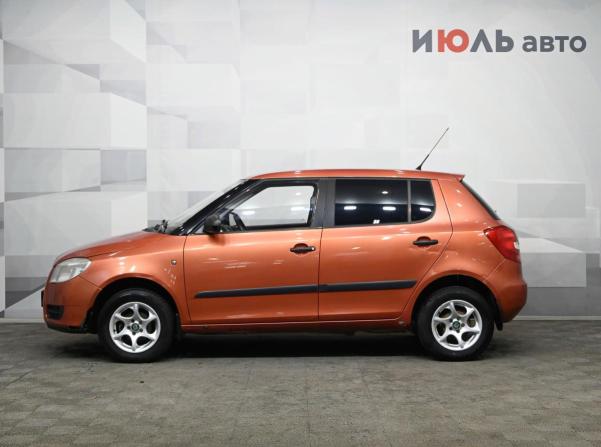 Skoda Fabia II с пробегом 2008 года, цена 400 000 рублей, 183963 км, хэтчбек, Автокод Объявления