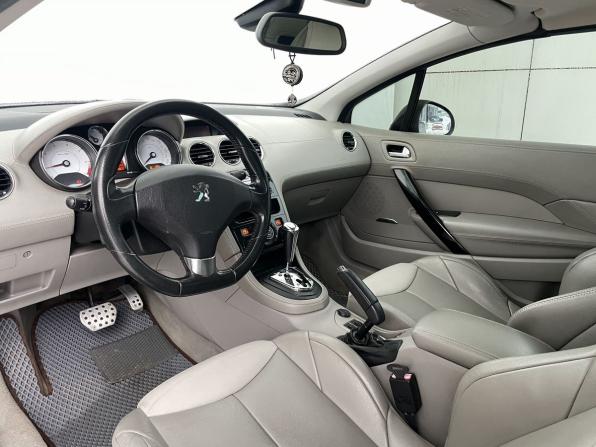 Peugeot 308 I с пробегом 2010 года, цена 1 498 000 рублей, 135039 км, кабриолет, Автокод Объявления