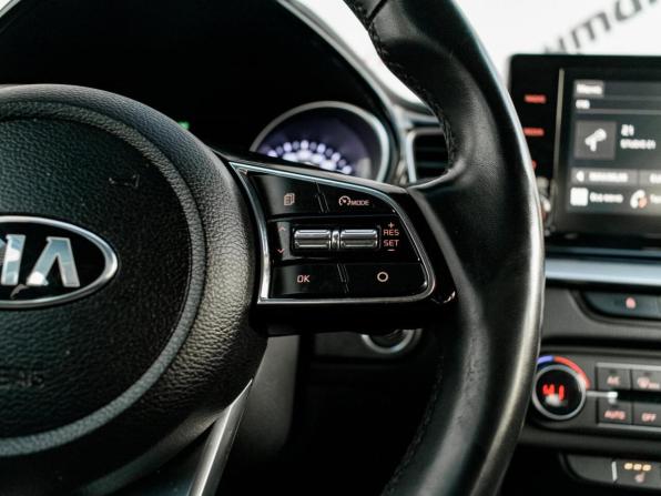 Kia Ceed III с пробегом 2021 года, цена 1 810 000 рублей, 104061 км, универсал, Автокод Объявления