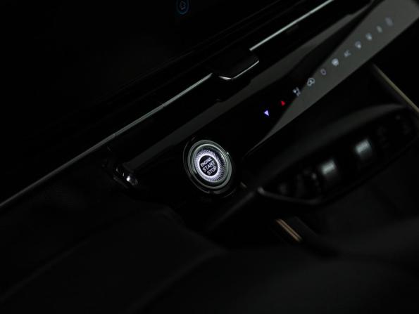 Omoda C5 I с пробегом 2024 года, цена 1 859 585 рублей, 25236 км, внедорожник, Автокод Объявления