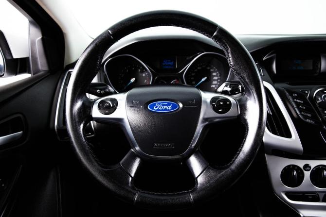 Ford Focus III с пробегом 2013 года, цена 699 000 рублей, 260000 км, универсал, Автокод Объявления
