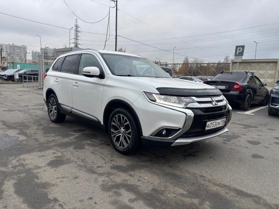 Mitsubishi Outlander III Рестайлинг 2 Санкт-Петербург  - изображение 3