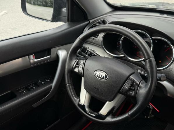 Kia Sorento II с пробегом 2010 года, цена 1 290 000 рублей, 259683 км, внедорожник, Автокод Объявления