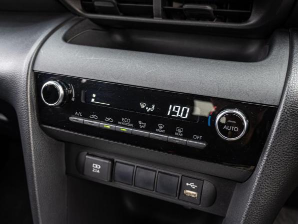 Toyota Yaris Cross I с пробегом 2020 года, цена 2 330 000 рублей, 29410 км, внедорожник, Автокод Объявления