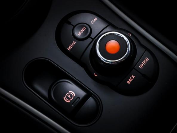 Mini Countryman II Рестайлинг с пробегом 2021 года, цена 3 406 000 рублей, 47560 км, внедорожник, Автокод Объявления