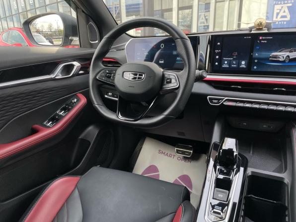 Geely Coolray I Рестайлинг с пробегом 2024 года, цена 2 100 000 рублей, 36576 км, внедорожник, Автокод Объявления