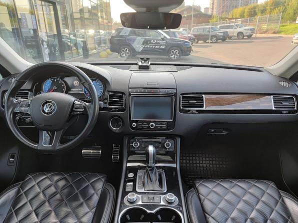 Volkswagen Touareg II Рестайлинг с пробегом 2017 года, цена 3 790 000 рублей, 115279 км, внедорожник, Автокод Объявления