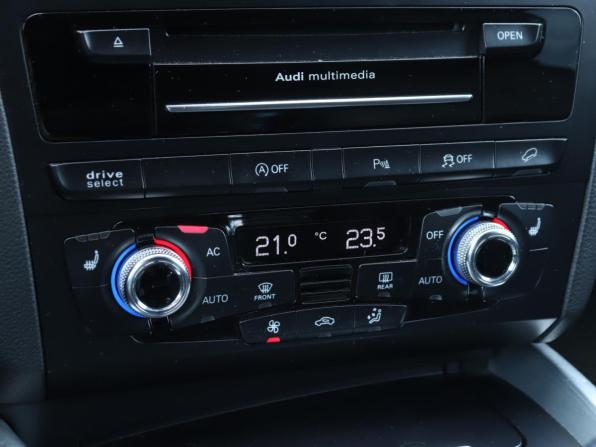 Audi Q5 I (8R) Рестайлинг с пробегом 2012 года, цена 1 270 000 рублей, 189351 км, внедорожник, Автокод Объявления