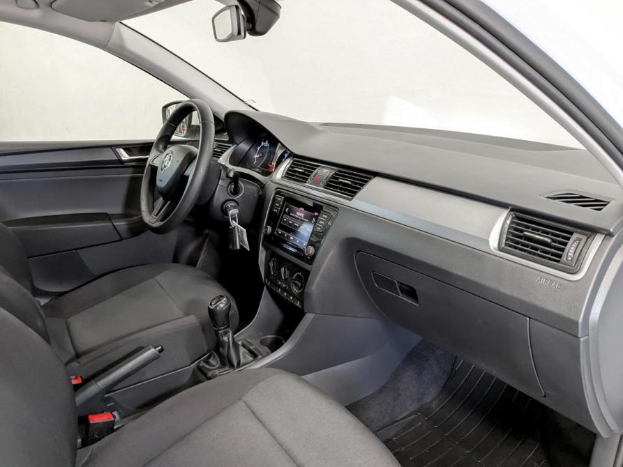 Skoda Rapid I Рестайлинг Москва  - изображение 11