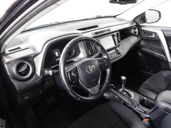 Toyota RAV4 IV (XA40) Рестайлинг с пробегом 2018 года, цена 2 300 000 рублей, 127000 км, внедорожник, Автокод Объявления