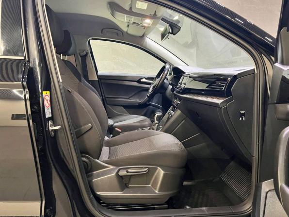Volkswagen Taos I с пробегом 2021 года, цена 2 299 000 рублей, 130308 км, внедорожник, Автокод Объявления