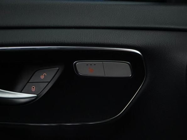 Mercedes-Benz V-Класс III (W447) Рестайлинг с пробегом 2019 года, цена 4 698 050 рублей, 105288 км, минивэн, Автокод Объявления