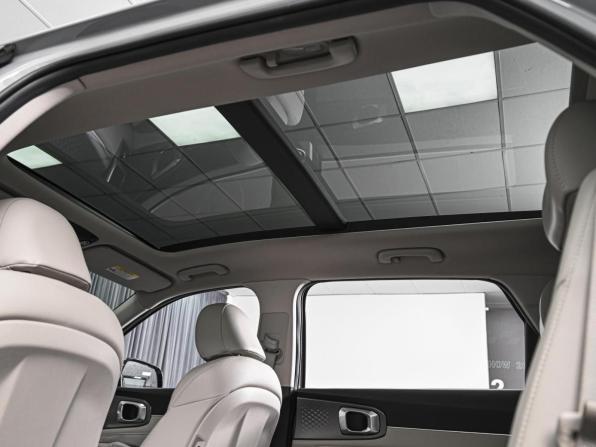 Kia Sorento IV с пробегом 2022 года, цена 3 641 000 рублей, 68248 км, внедорожник, Автокод Объявления