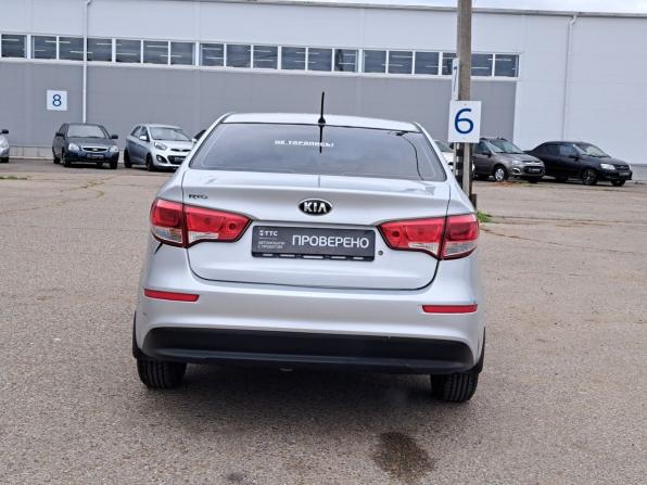 Kia Rio III Рестайлинг с пробегом 2015 года, цена 875 000 рублей, 180200 км, седан, Автокод Объявления